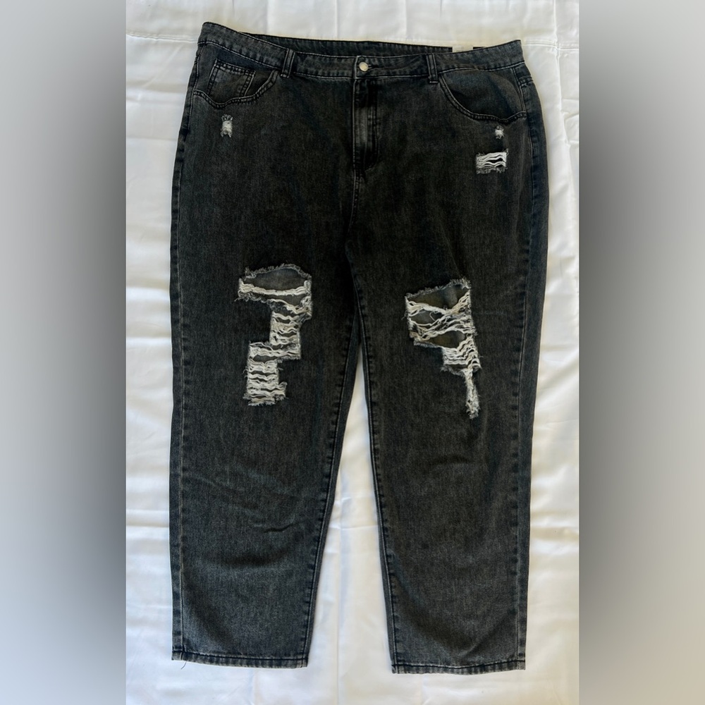black knee ripped jeans from SHEIN